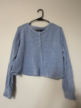 Hollister Cropped Light Blue Crewneck Sweater